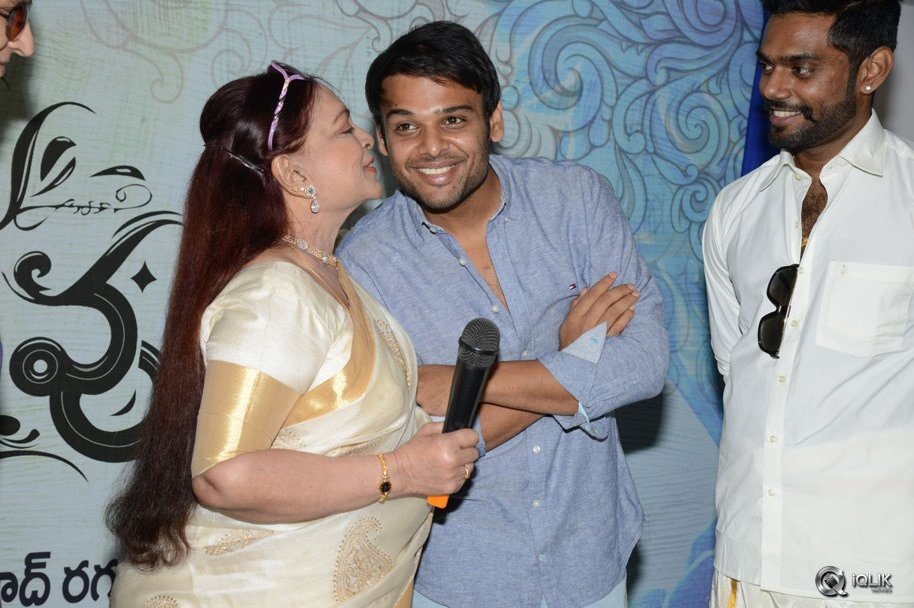 Aina-Ishtam-Nuvvu-Movie-First-Look-Launch